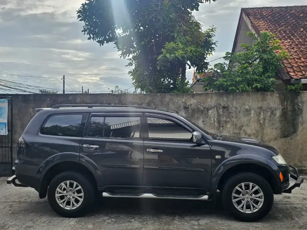 Pajero Sport Diesel matic Pajak on