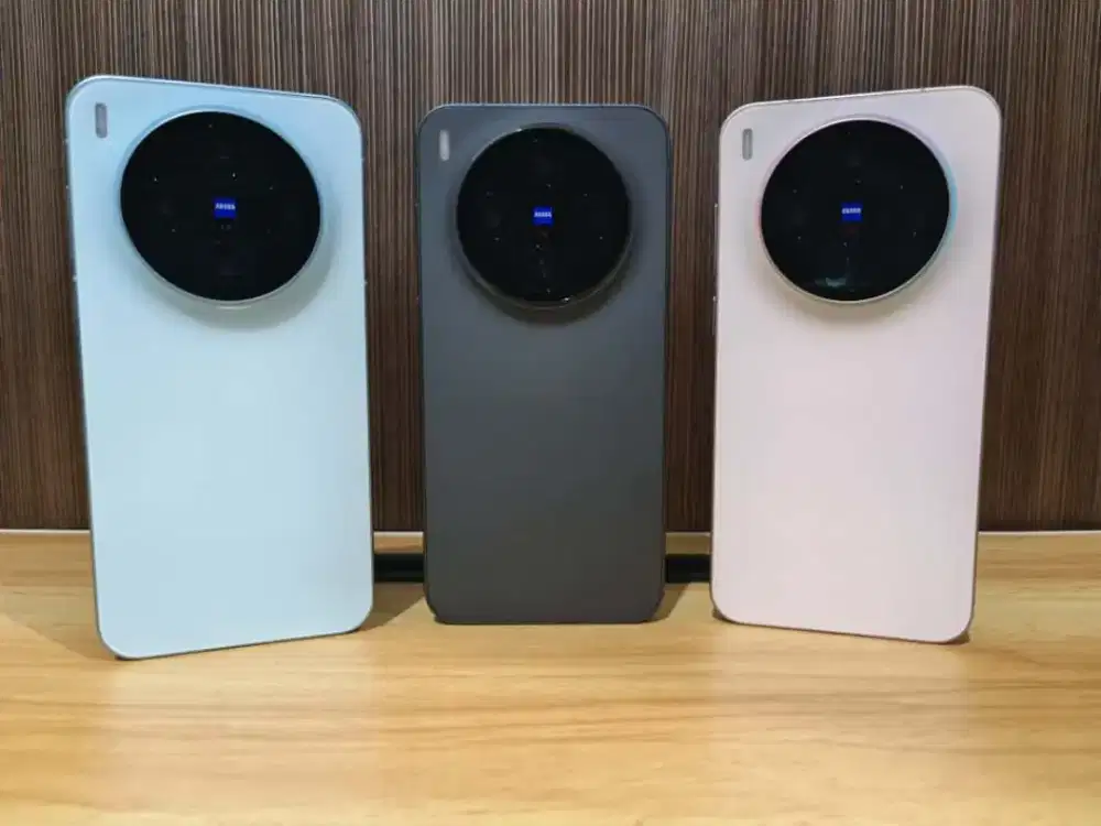 PO VIVO X300 200MP Zeiss main Camera