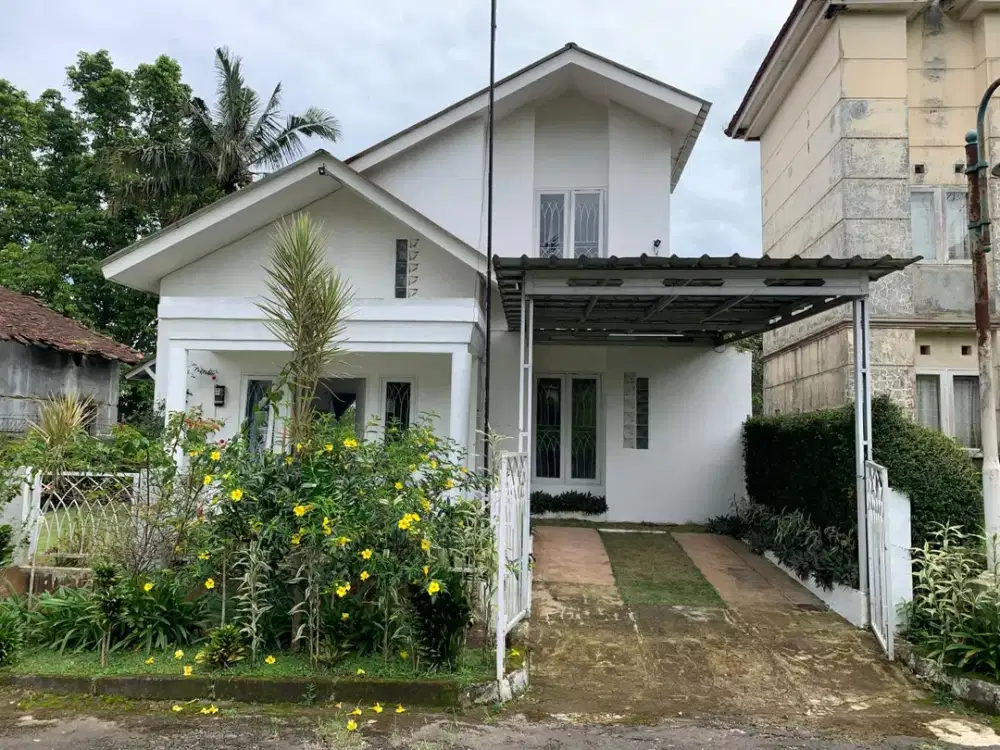 DIJUAL VILLA MURAH +KOLAM RENANG CIATER LEMBANG SUBANG