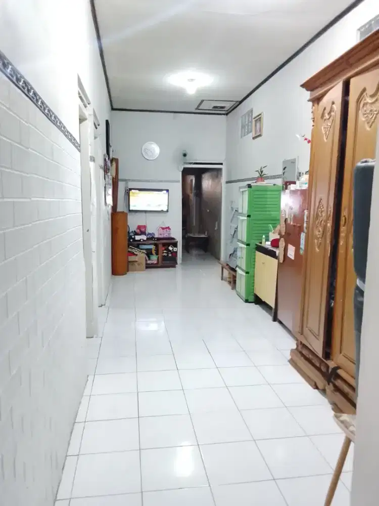 Rumah 2 Lantai Jangli