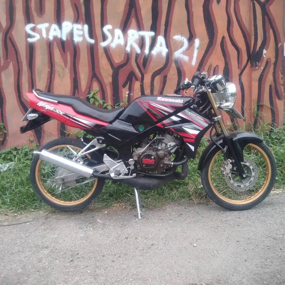 NINJA KAWASAKI M 2008