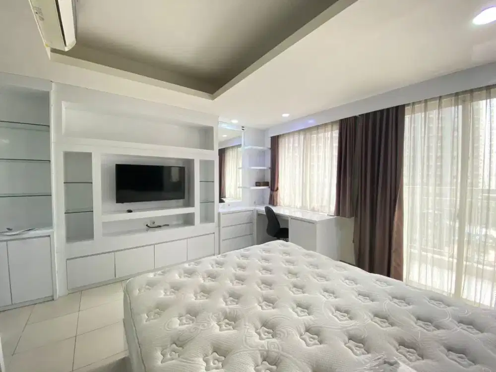 STUDIO BAGUS FURNISH siap HUNI lt rendah Apt.Royal Mediterania