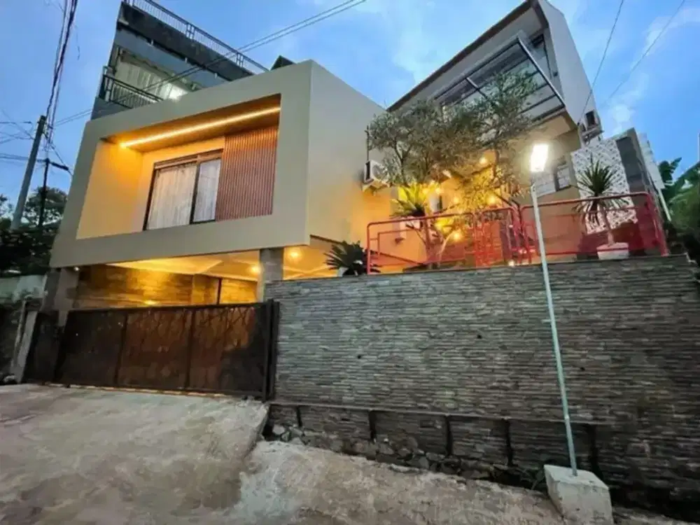 RUMAH MEWAH FULL FURNISH CIKUTRA DAGO VIEW KEREN KOTA BANDUNG