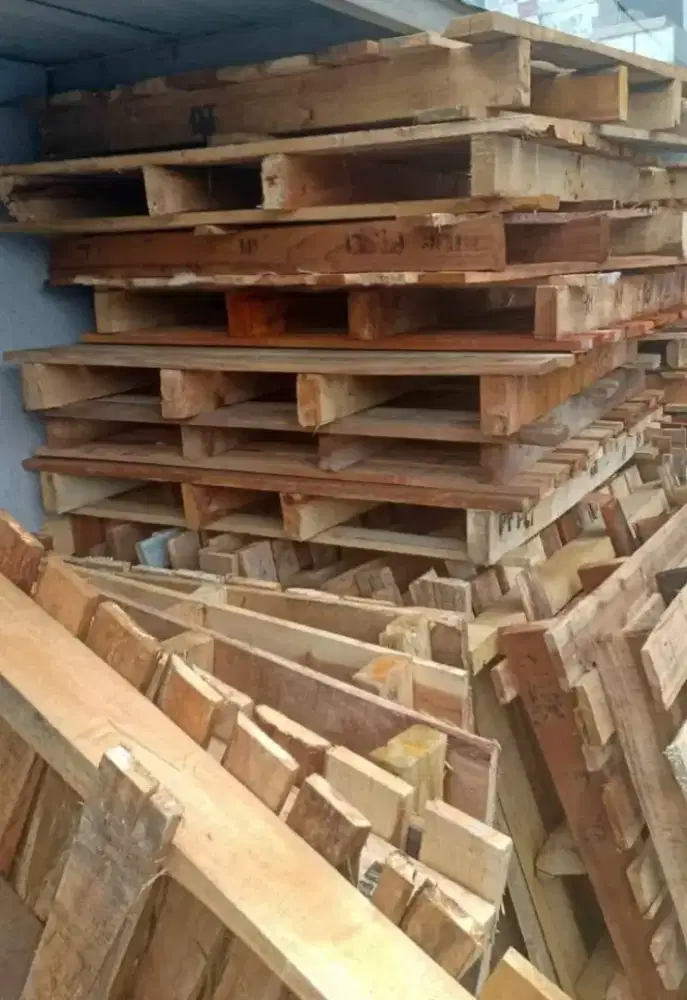 Palet kayu 110 x110