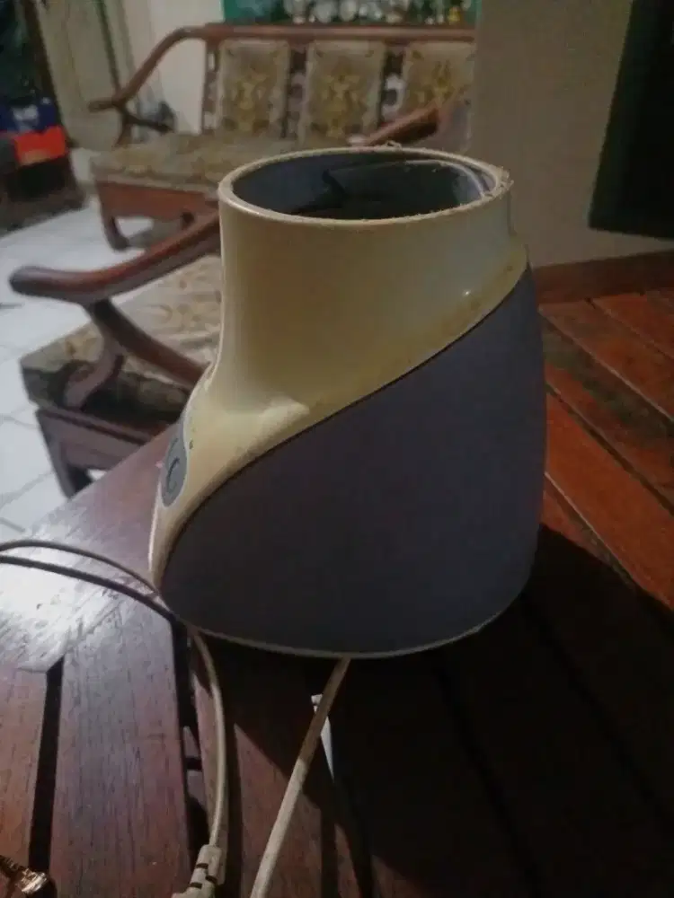 Blender Philips bekas