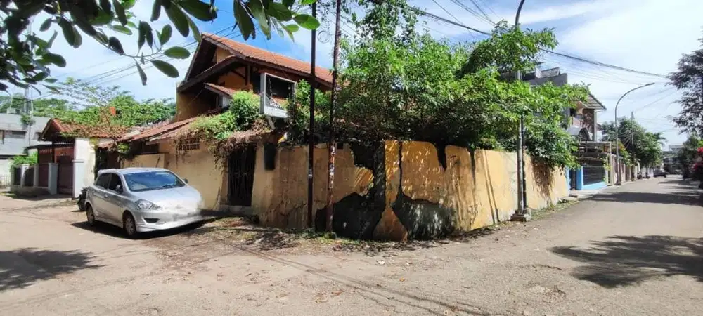 Rumah Lama Hook Hitung Tanah Area Pasirluyu BKR Dekat Buahbatu Bandung