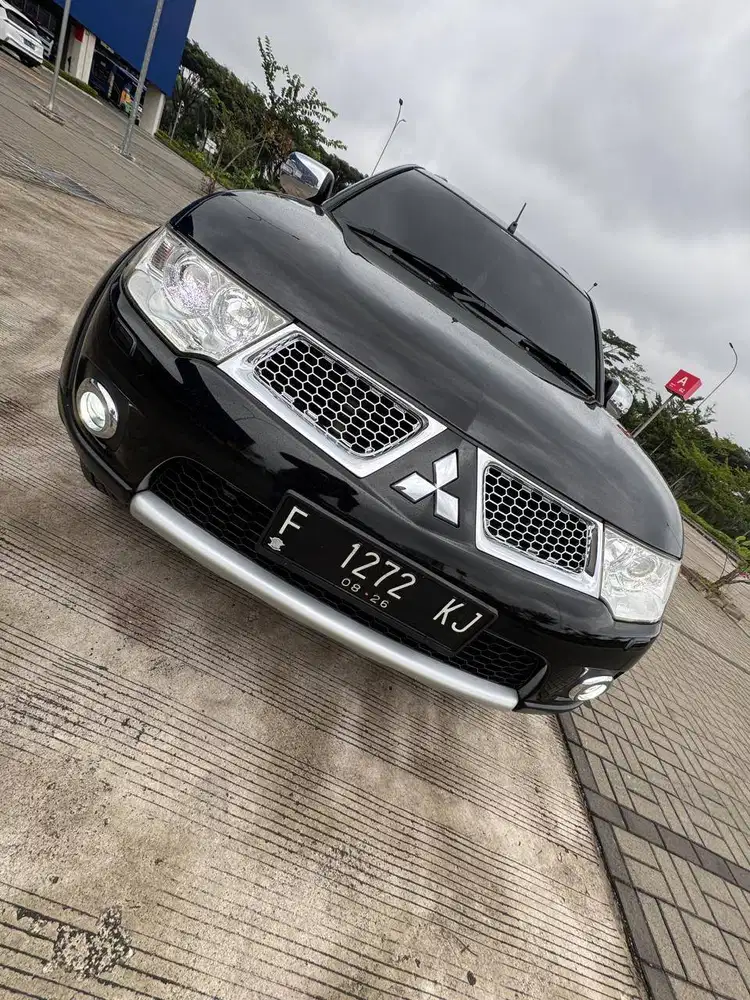 Di Jual Pajero Sport Dakar 4X2 AT