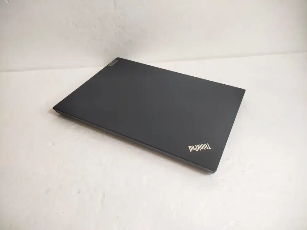 A972 Lenovo thinkpad L14 core i7-10510U Ram 8GB ssd 256GB layar full