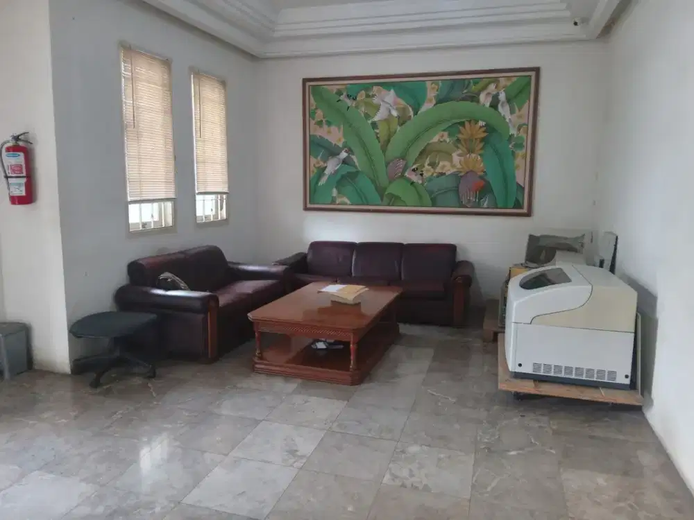 Rumah Besar 2 Lantai di Komplek Parakan Batununggal Buahbatu Soekarno Hatta