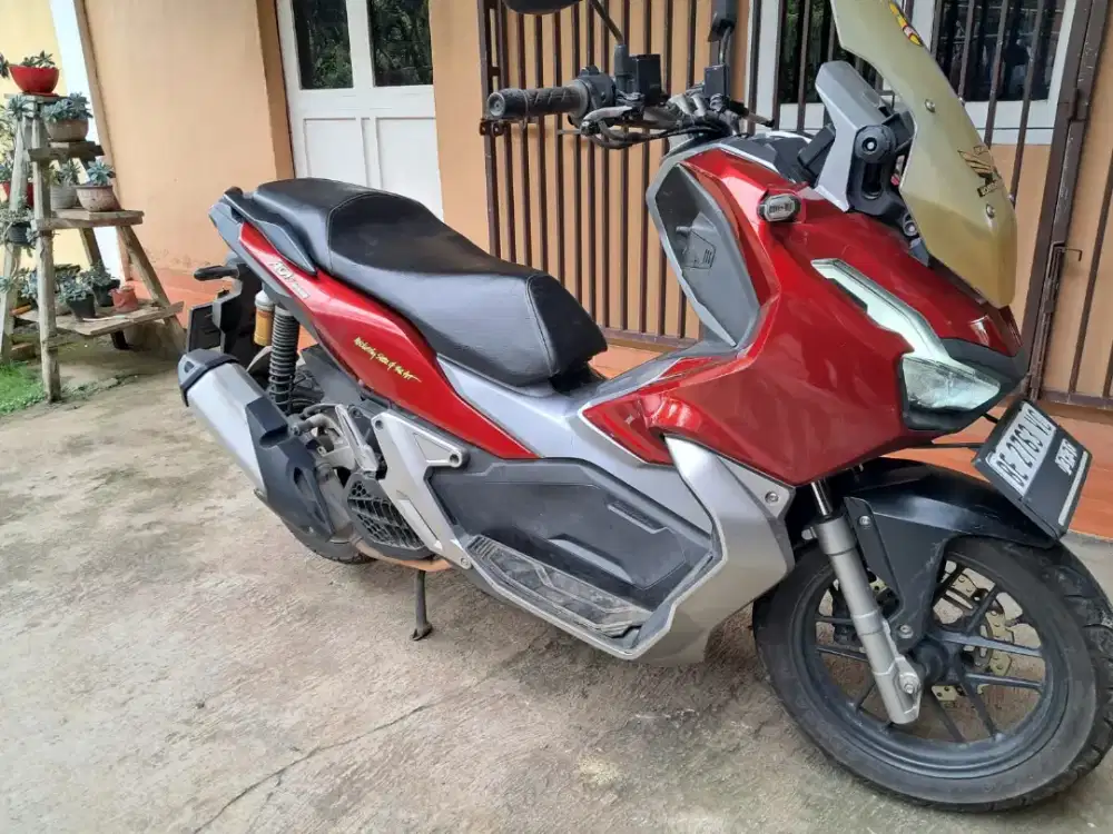 Dijual dengan ikhlas, HONDA ADV 150