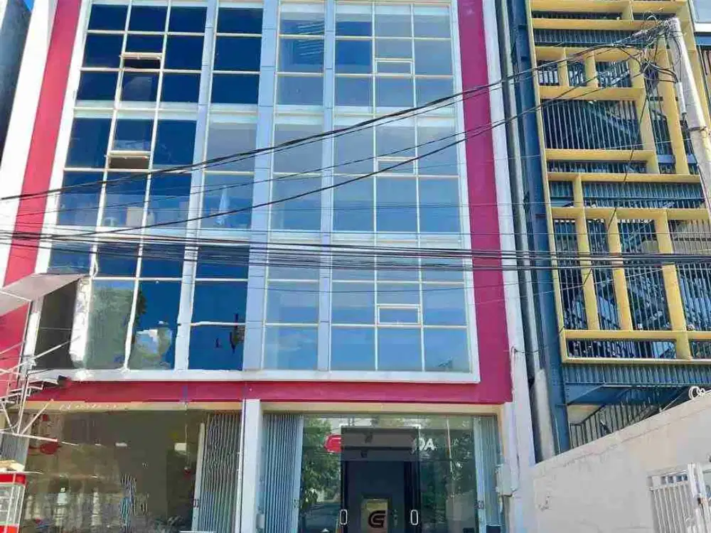 Dijual, Ruko mewah 5 lantai di Gubeng bonus Lift