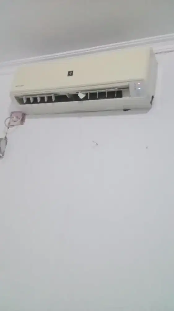 AC Sharp 1/2 PK plasma original dr baru dingin