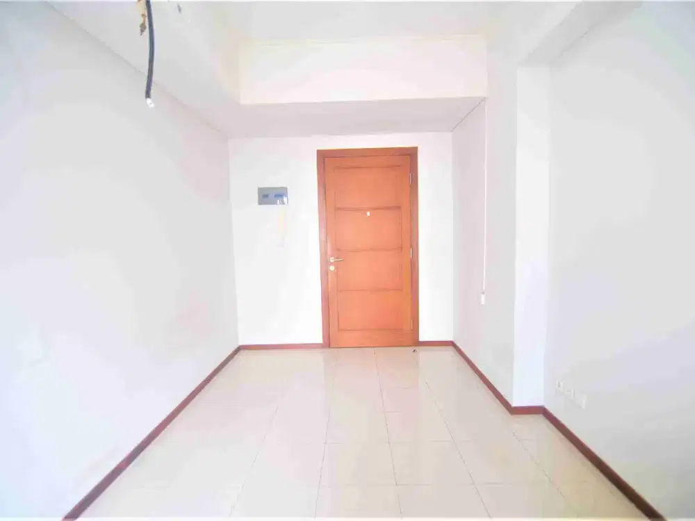 Apartemen Royal Mediterania Garden Residence