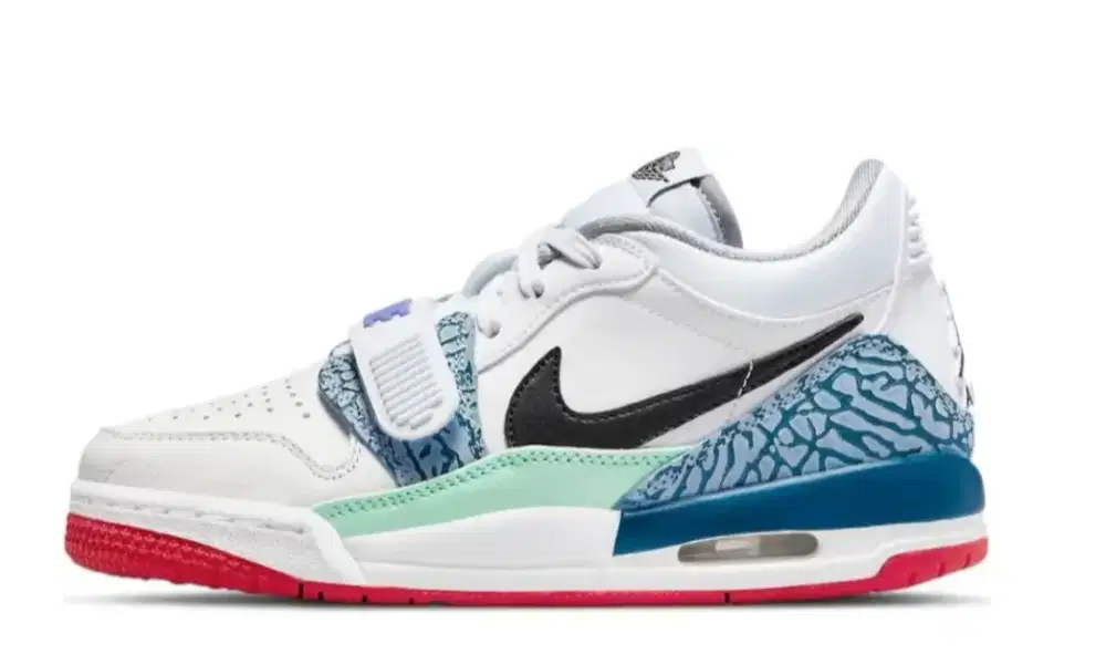 Sepatu Nike Air Jordan Legacy 312 Low