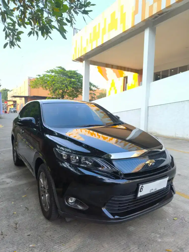 2015 Toyota Harrier (pemilik)
