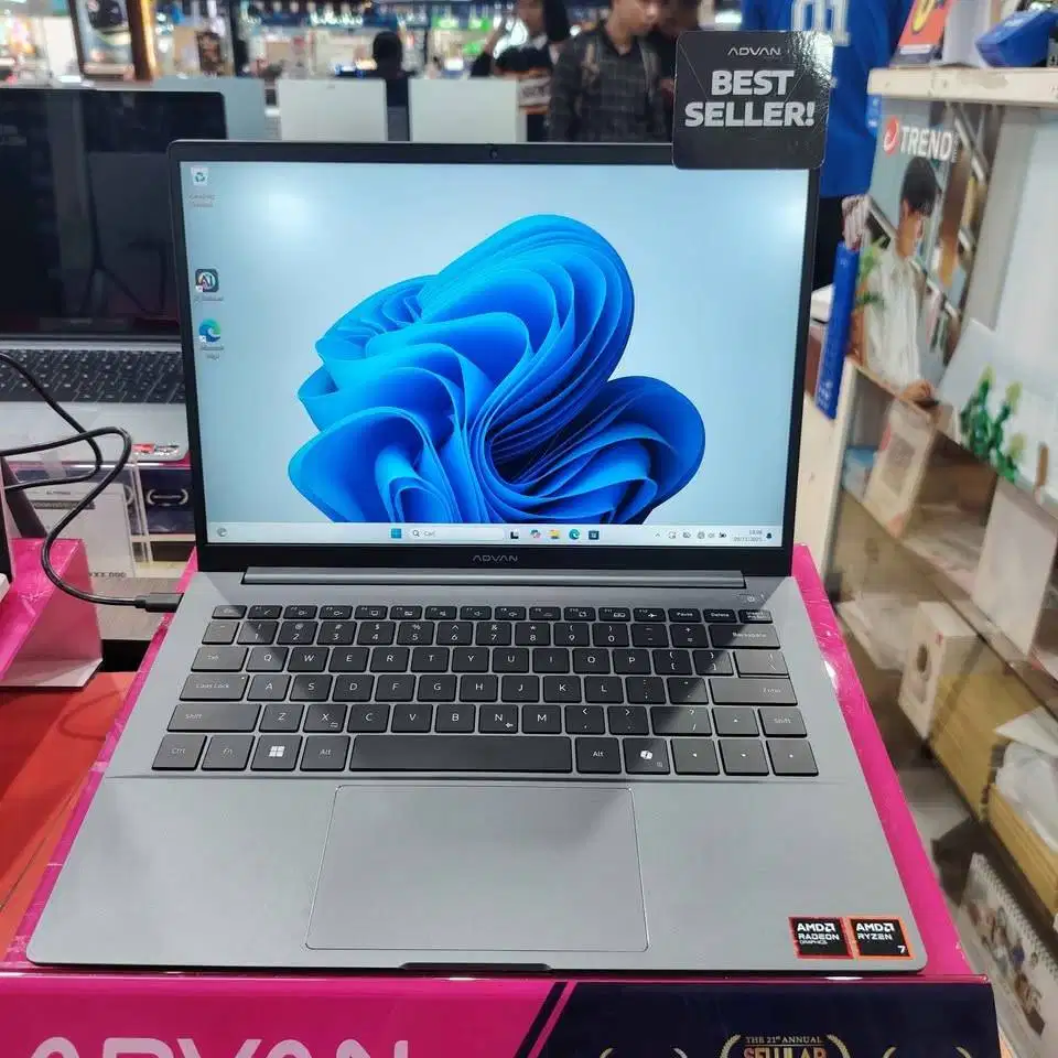 Advan AI Gen /Ryzen 7-8845HS/16GB/512GB SSD/14″ FHD IPS/Win 11 Home