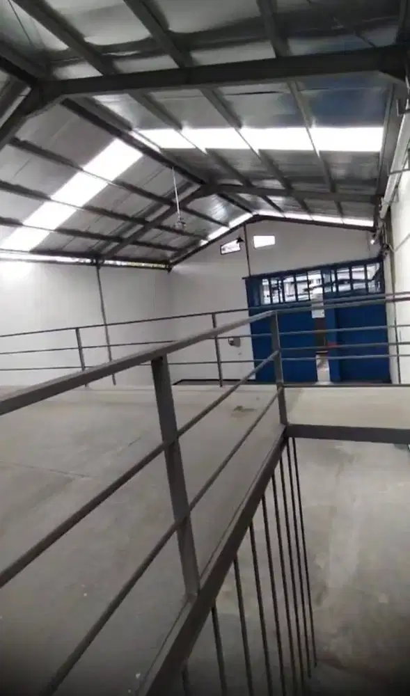 Gudang Baru Renovasi Siap Pakai di Ciwastra Bandung