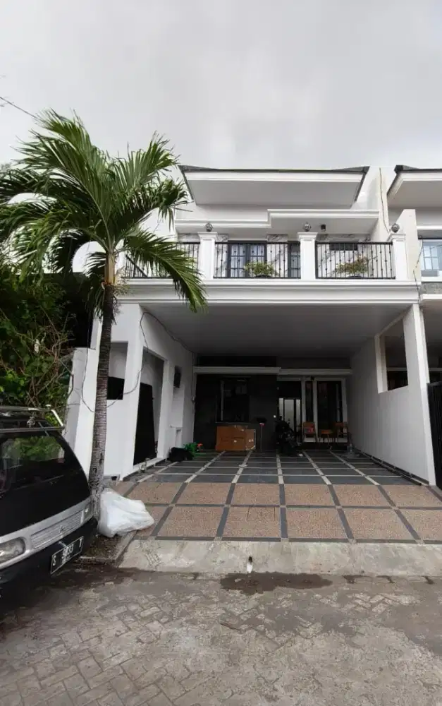 Di cari Art wanita pengalaman surabaya timur, umur maksimal 35 tahun