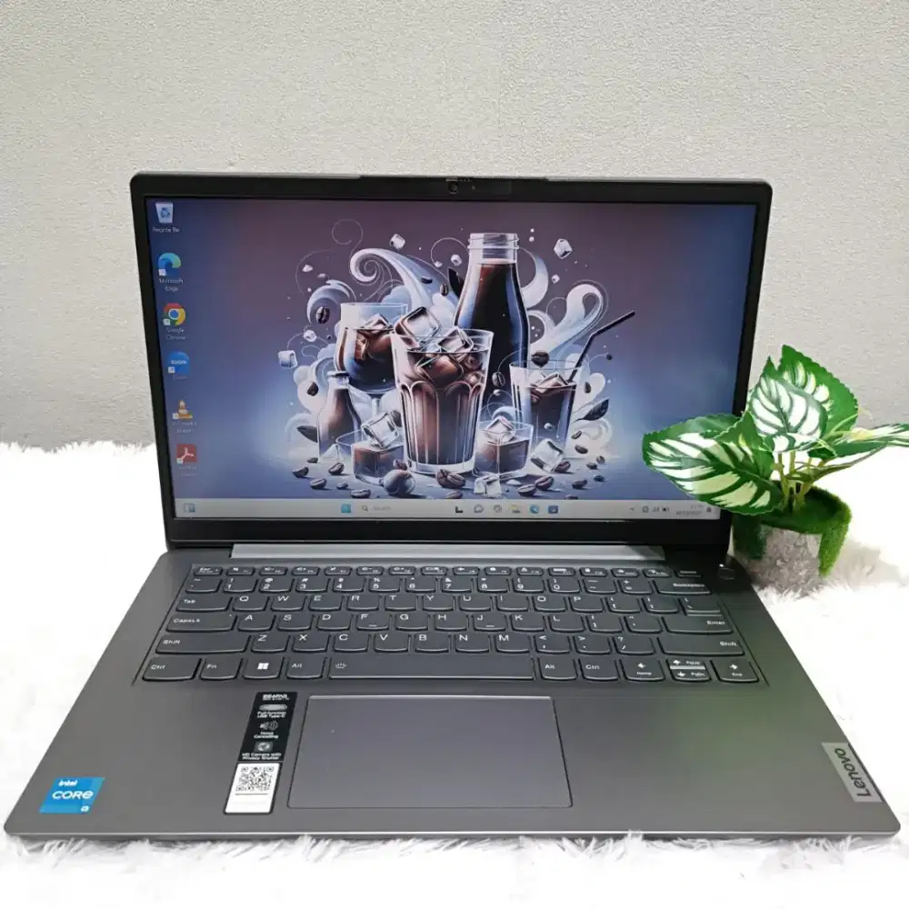 LENOVO IDEAPAD SLIM 3 CORE I3 1215U RAM 8GB SSD 256GB LAYAR 14.0 FHD