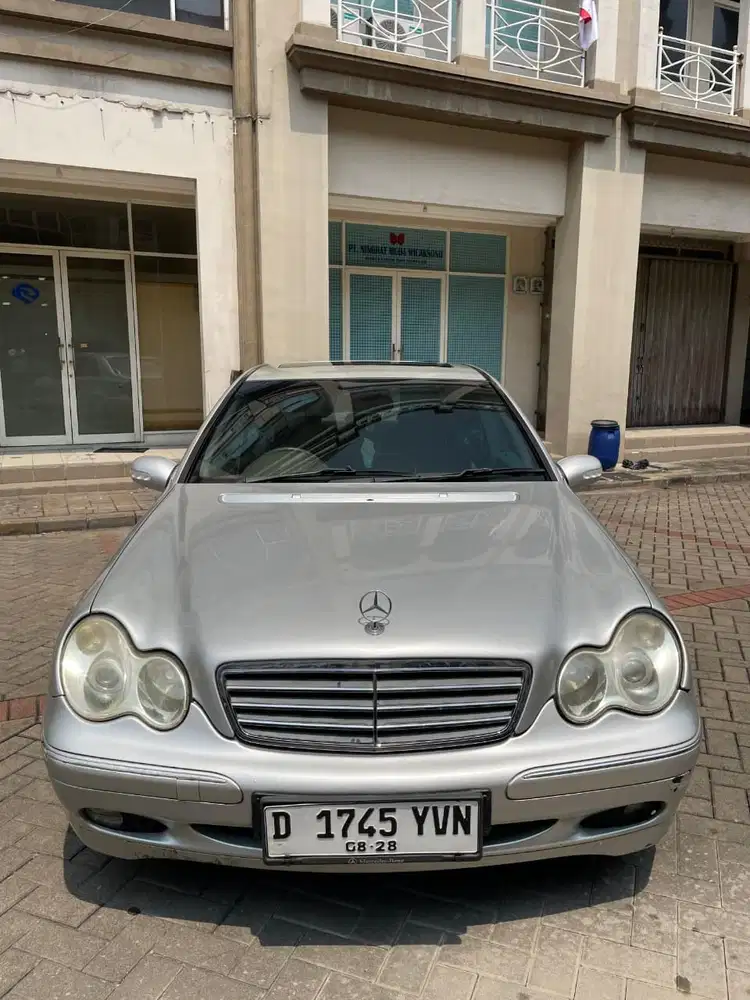 Mercedes-Benz C-Class 2003 Bensin