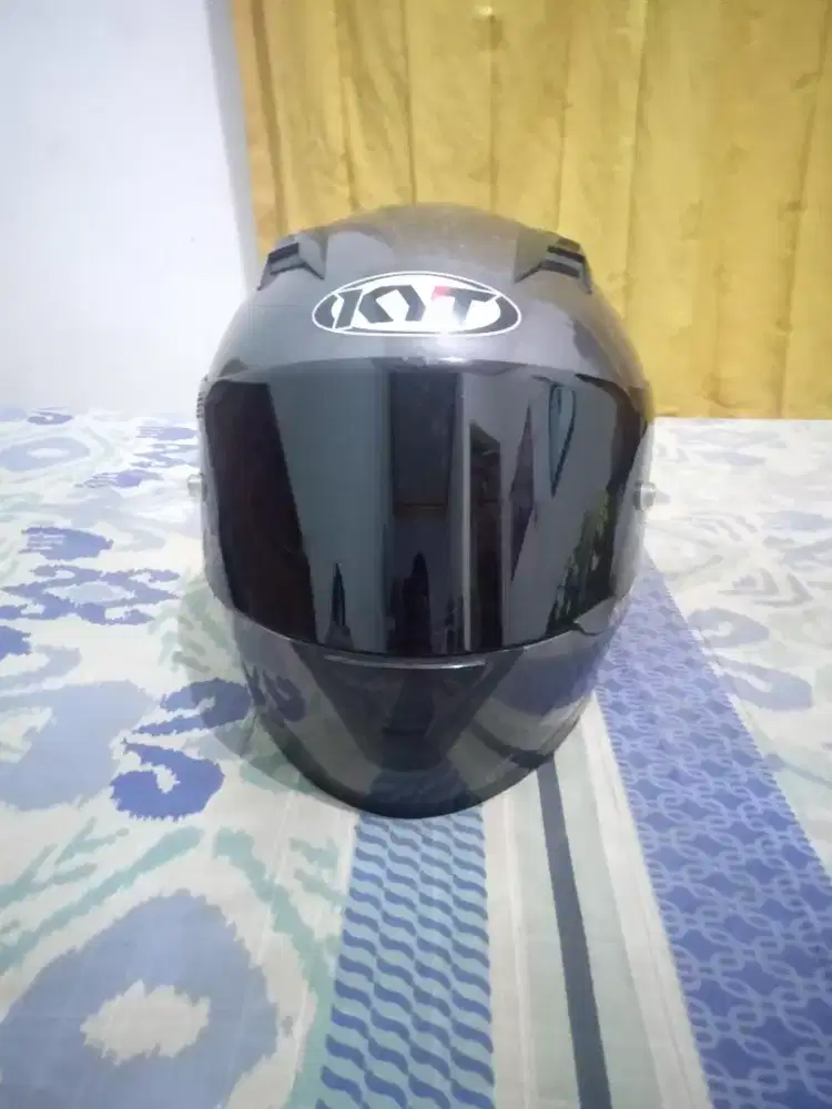 Jual Helm KYT R10