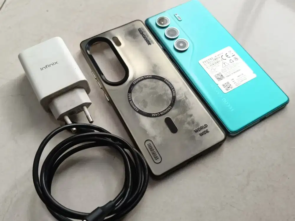 Preloved Tecno camon 40 4G Ram 8 Internal 256gb Mulus Siap Pakai