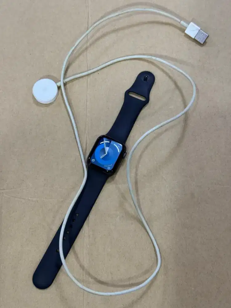 Apple Watch Series 6 40mm Black Bekas Pakai