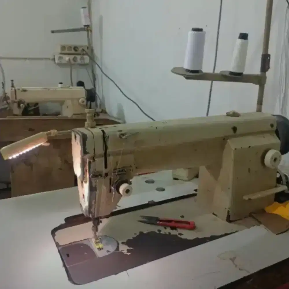 Dibutuhkan segera Helper untuk konveksi rumahan