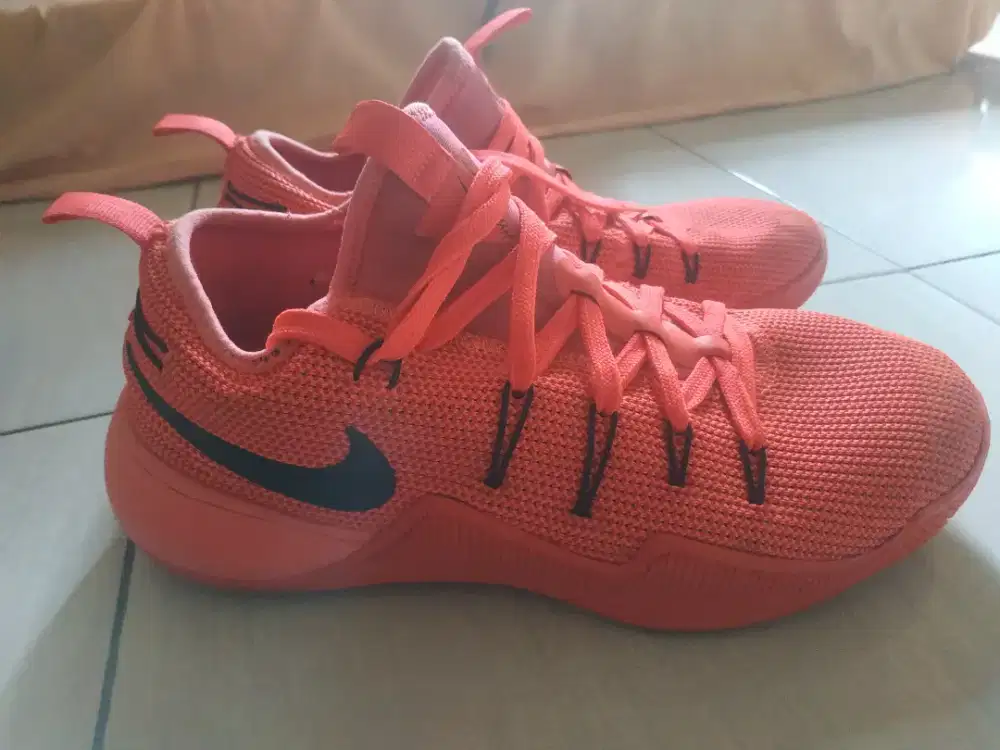 nike zoom hypershift
