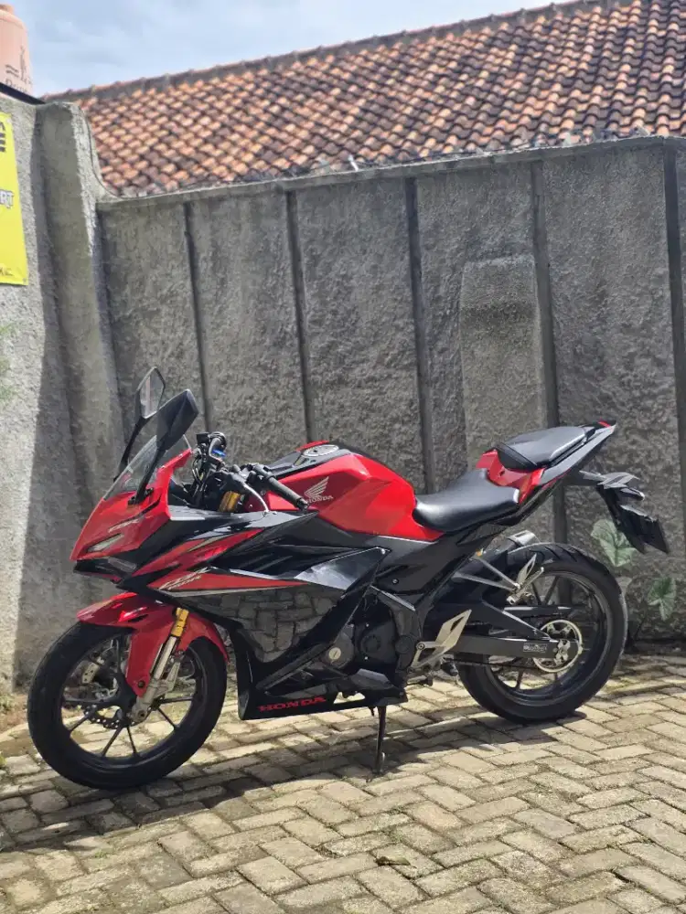 CBR 150 R 2023 Lengkap pajak on Mulus istimewa