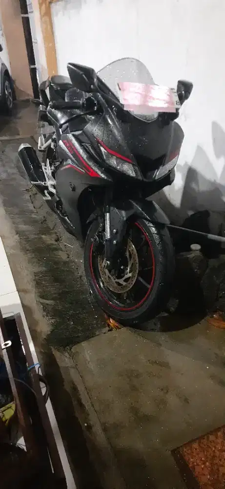 Jual  YAMAHA R-15 tahun 2018.