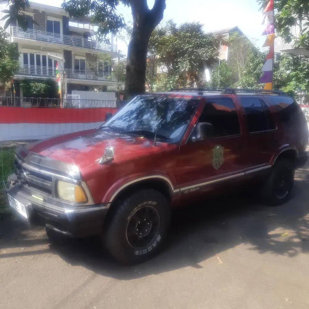 Opel Blazer 1997 Bensin