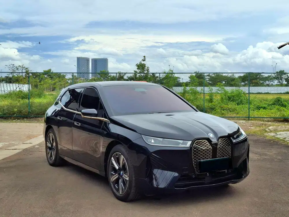 BMW IX xDrive40 EV 2024