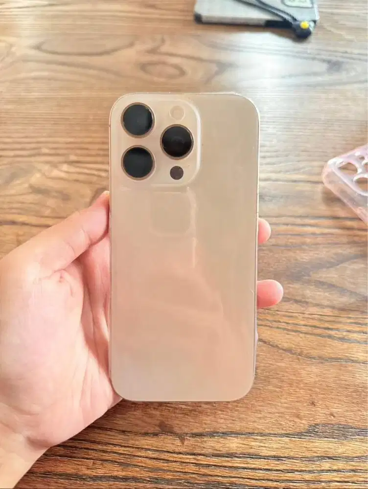 iphone 16 pro ibox garansi september free adaptor ori ibox