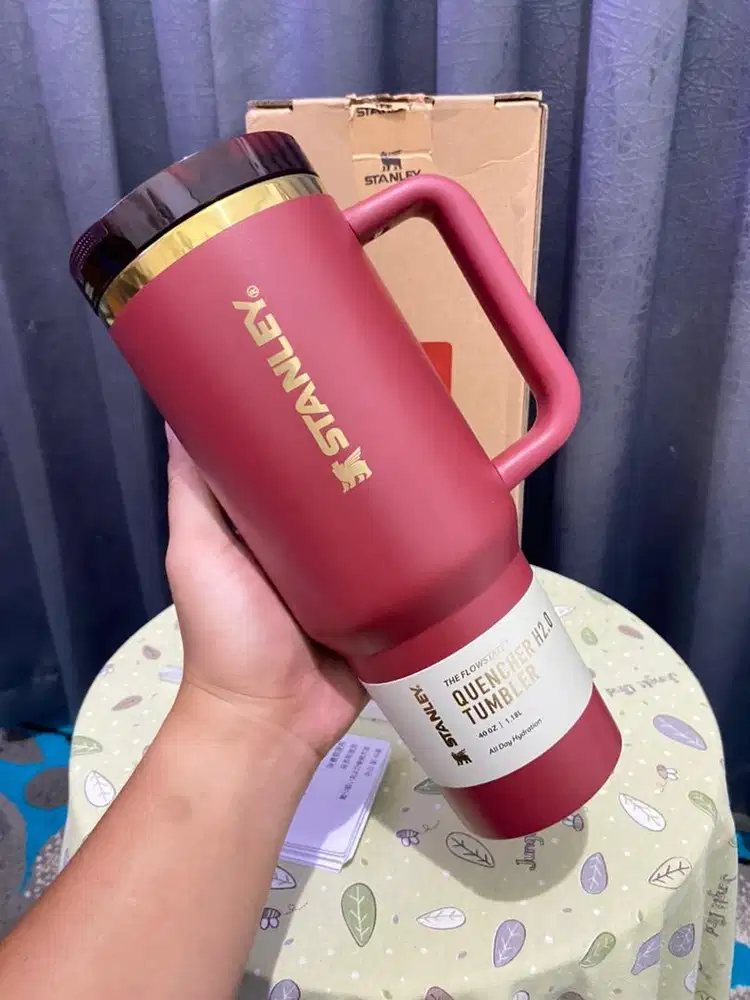 Tumbler Stanley 40oz Gilded Pomegranate