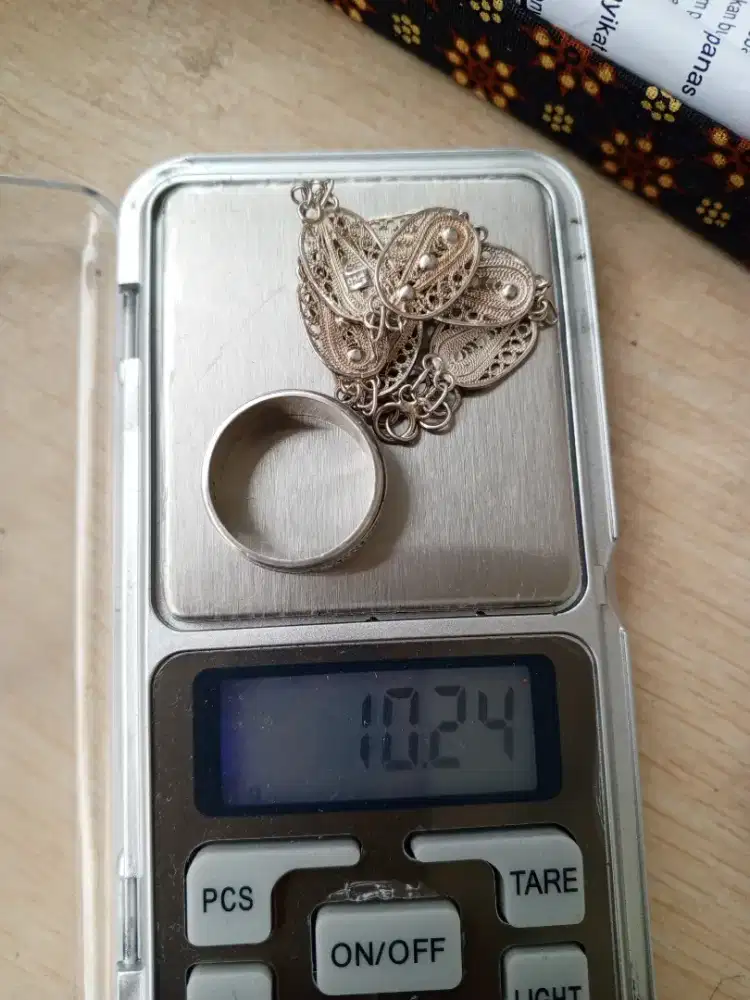 Beli emas perak tanpa surat