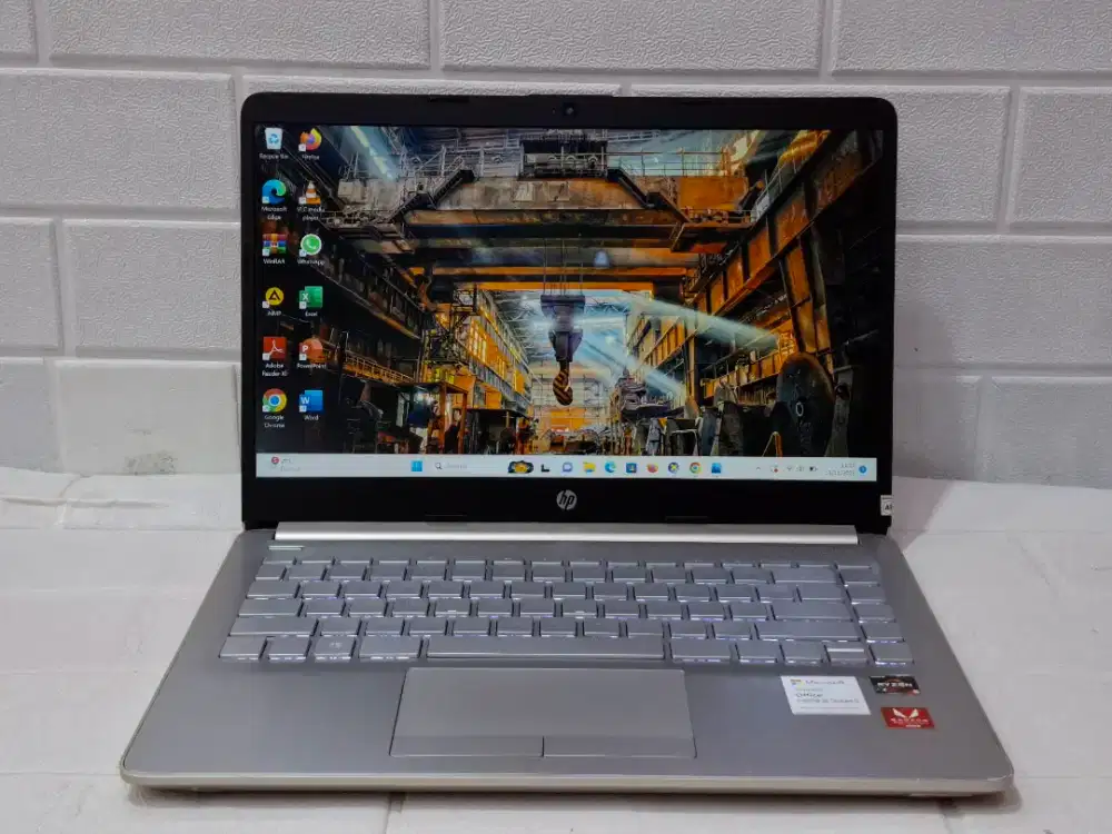 Laptop HP 14s- dk0xxx AMD Ryzen 5 3500U /RAM 8GB/ SSD 512GB