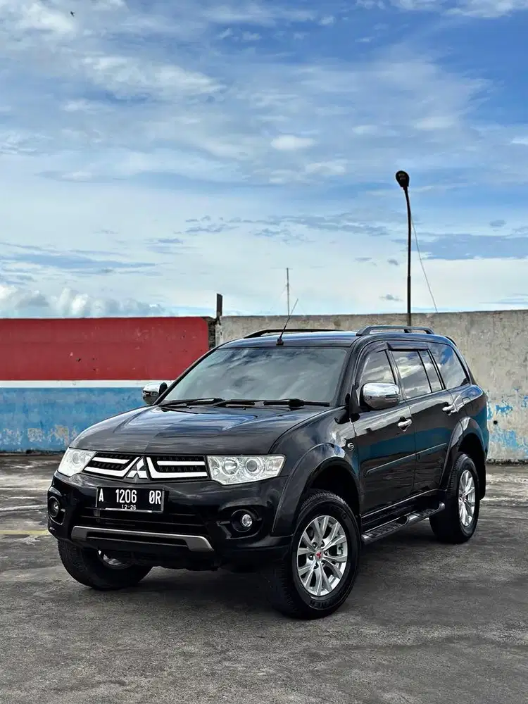 (CASH)Mitsubishi Pajero Sport Exceed a/t 2014