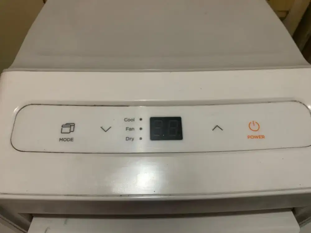 AC portabel Midea 1/2 pk