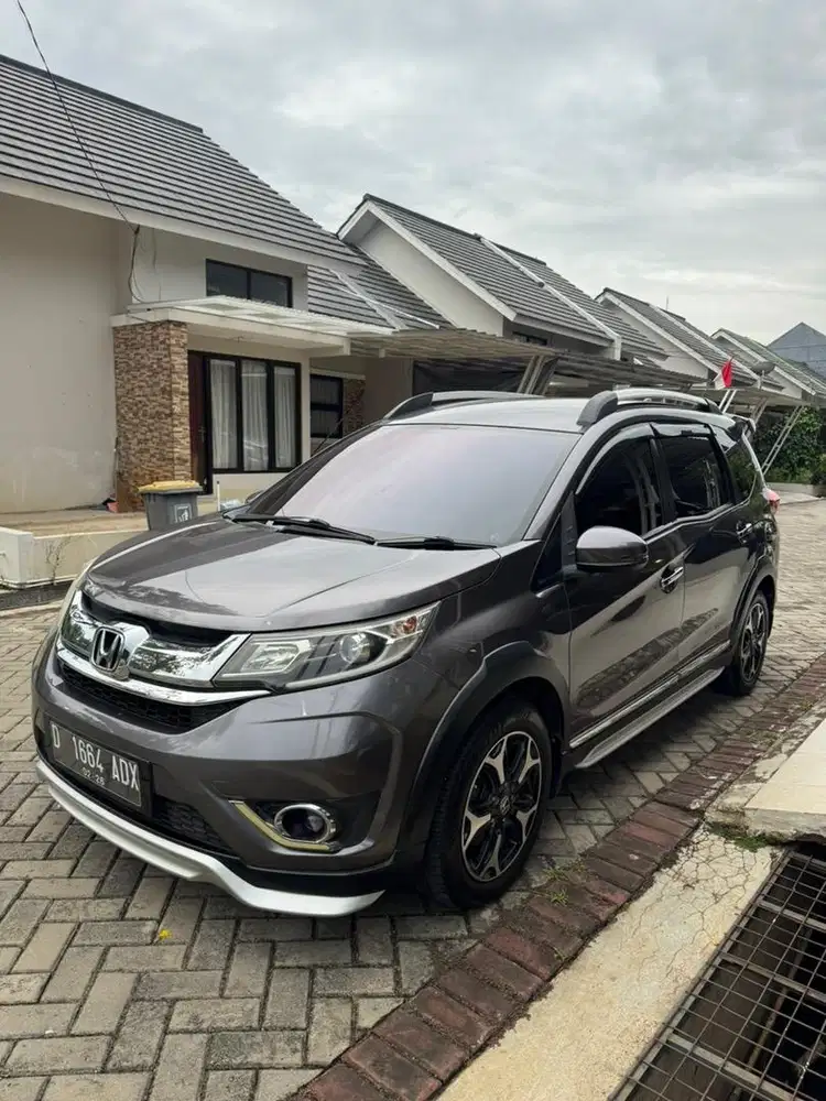 Honda BRV 1.5 prestige tahun 2016