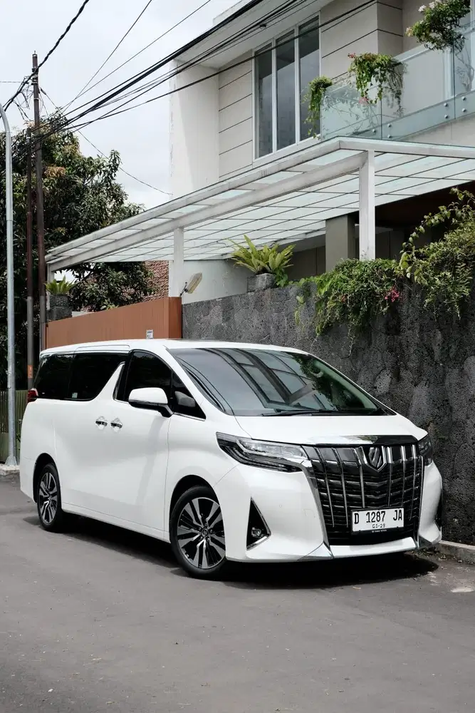 Toyota Alphard 2.4 G AT 2018
