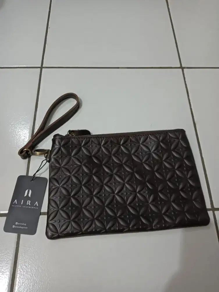 Pouch Aira Leatherbag New