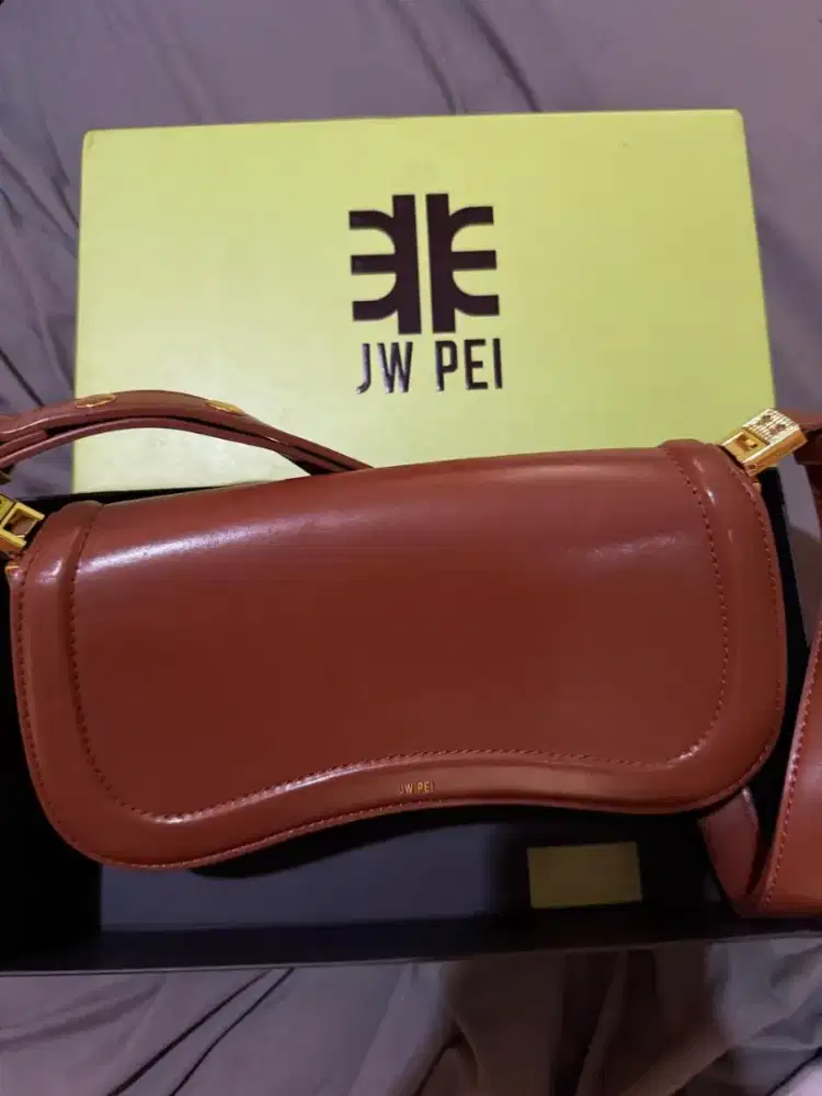 Jwpei prelove like new