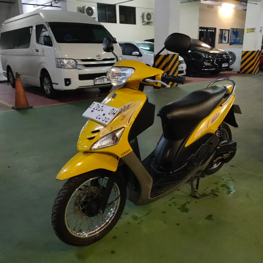 Yamaha Mio sporty 2006 kuning