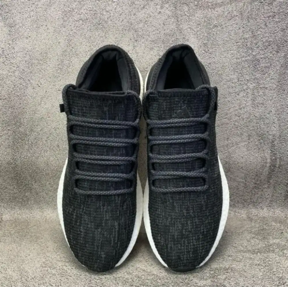 D jual sepatu adidas pureboost ukiran 41 1/3