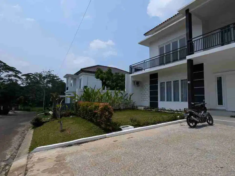 minimalis Modern cantik SHM dan view pegunungan