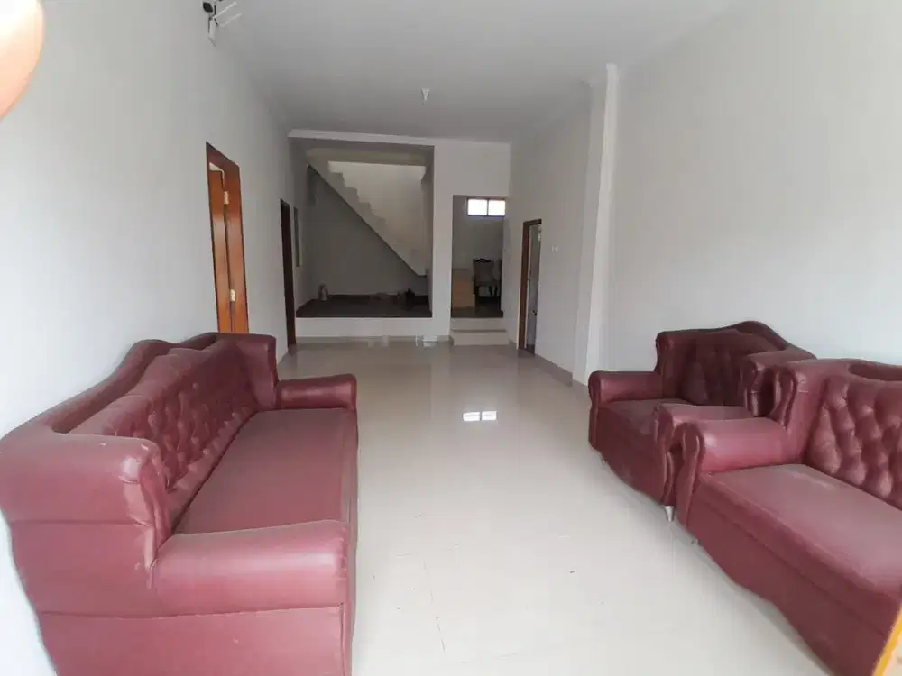 Dijual rumah 2 lantai Dekat berbagai fasum, pertokoan dan rumah elit2