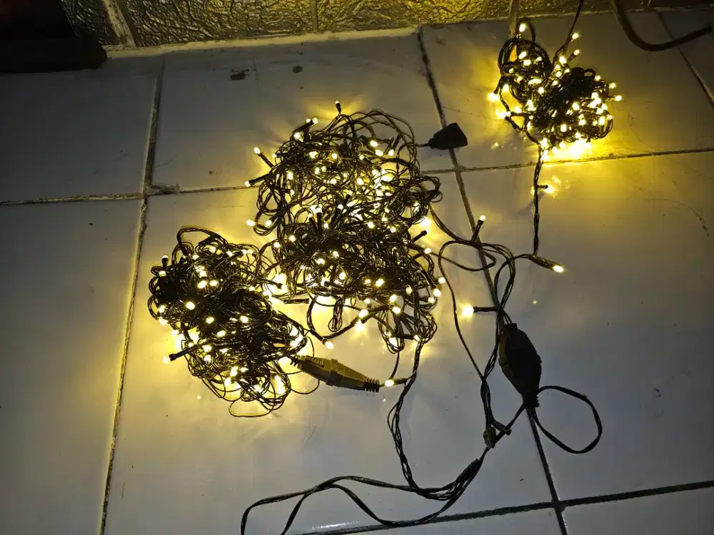 LAMPU TUMBLR / KELAP KELIP / NATAL Kabel Hitam jual 100rb 5 lampu