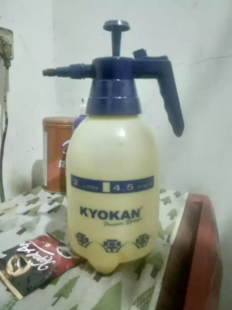 Semprotan burung siap pakai