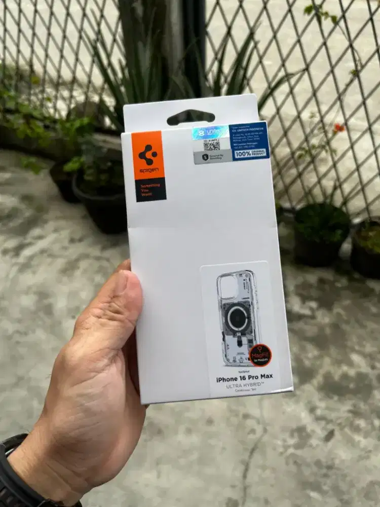 Case Spigen UltraHybrid iPhone 16 ProMax NEW